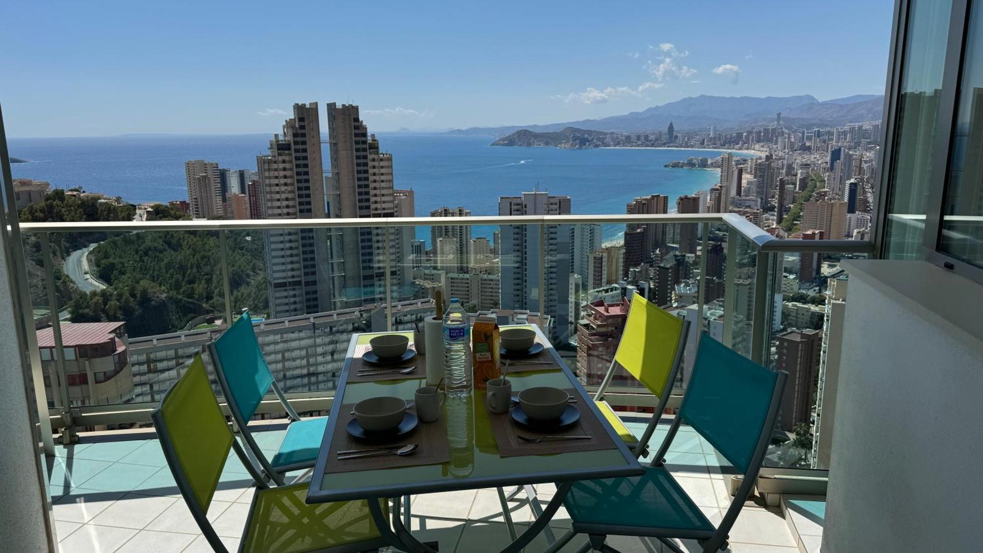 2-Bedroom Apartment With Sea Views Benidorm Kültér fotó